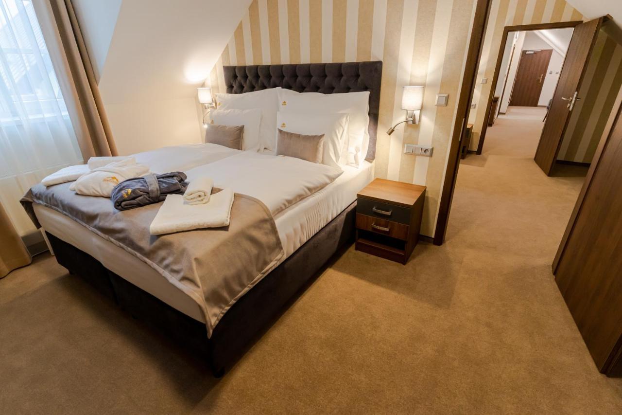 Hotel Demaenova **** Liptovský Mikuláš Eksteriør billede