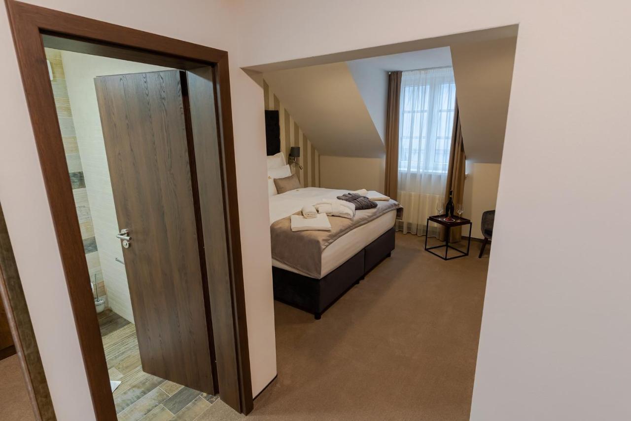 Hotel Demaenova **** Liptovský Mikuláš Eksteriør billede