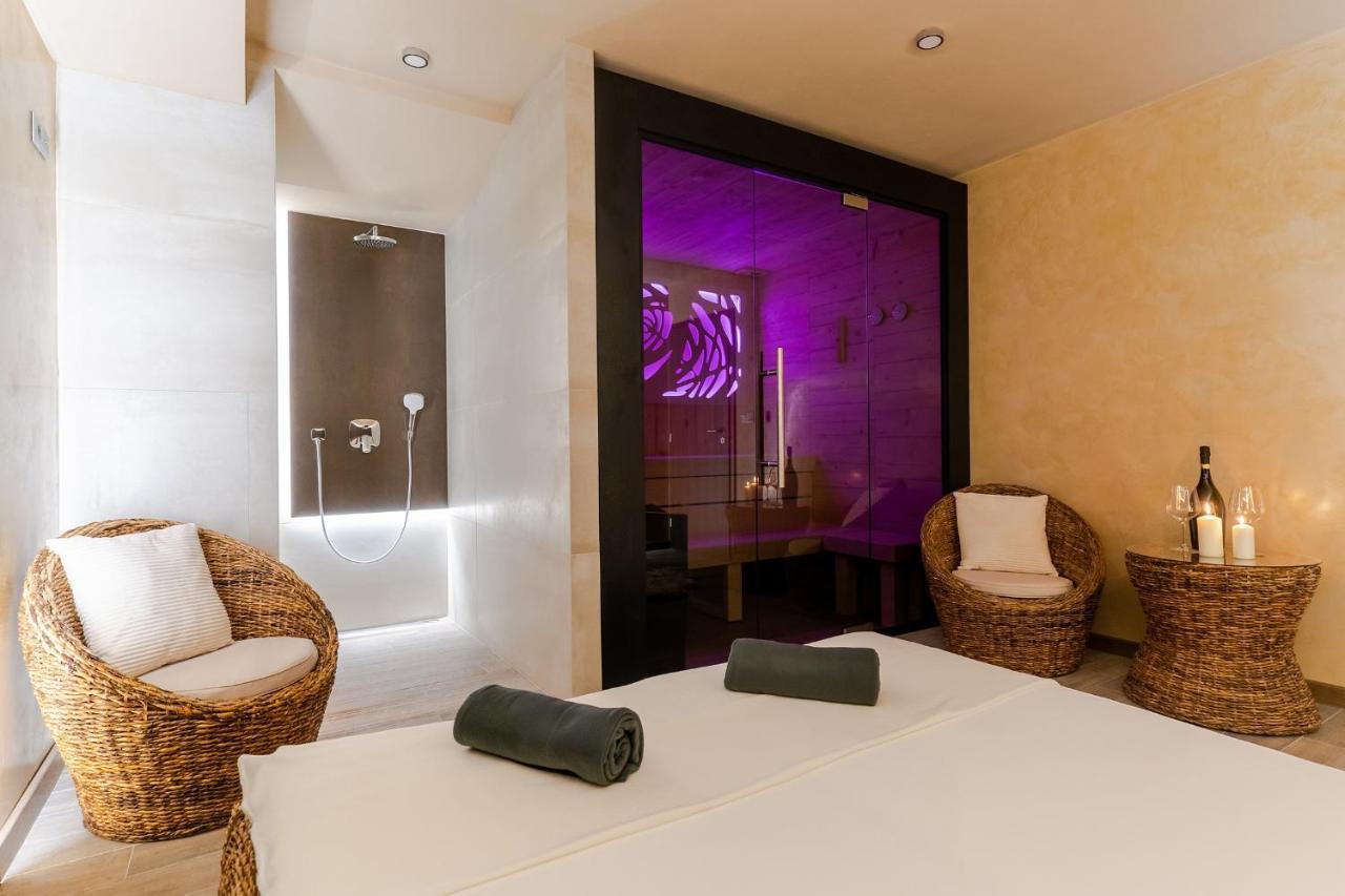 Hotel Demaenova **** Liptovský Mikuláš Eksteriør billede