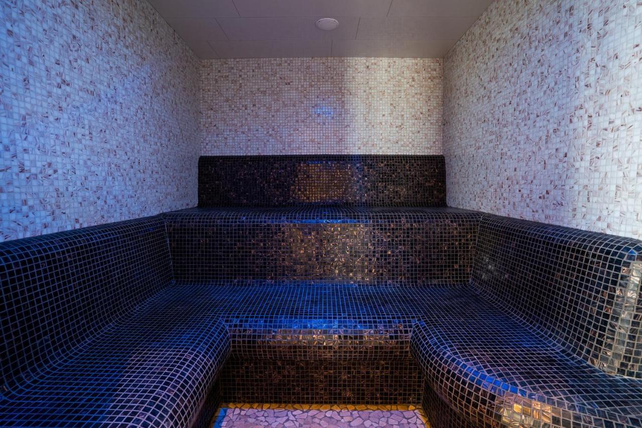 Hotel Demaenova **** Liptovský Mikuláš Eksteriør billede
