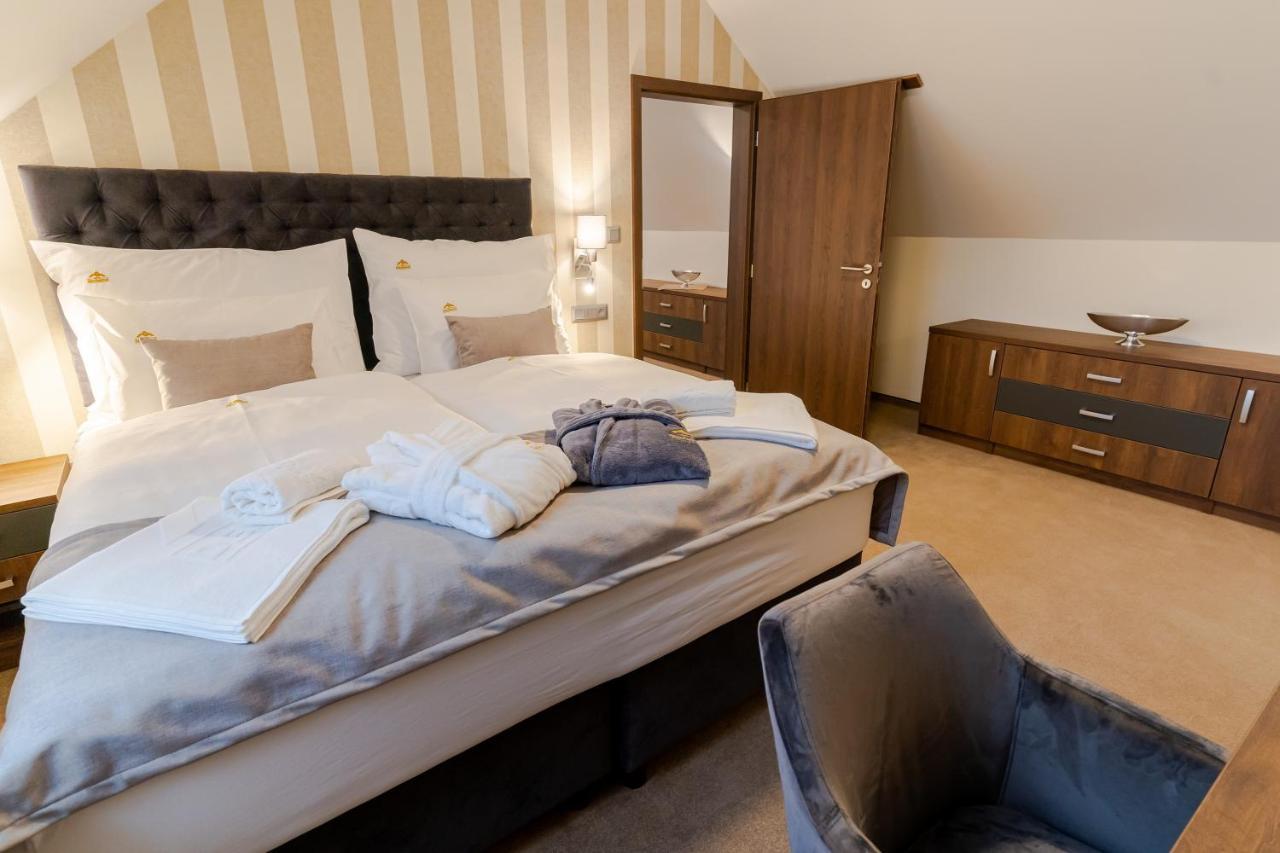 Hotel Demaenova **** Liptovský Mikuláš Eksteriør billede