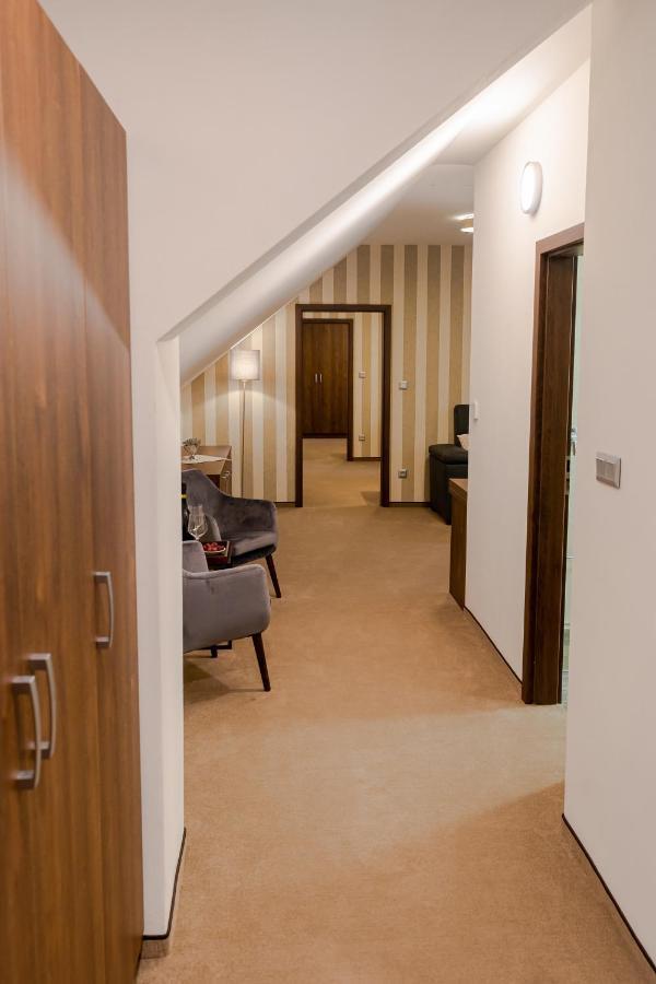 Hotel Demaenova **** Liptovský Mikuláš Eksteriør billede